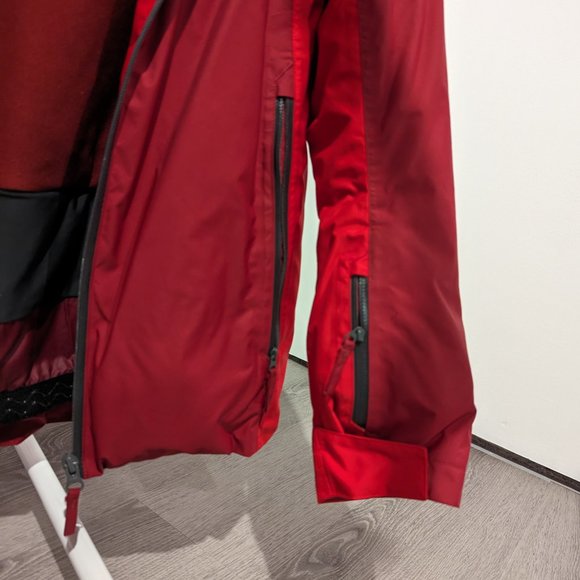 Ski jacked for kids. Size 14 years. - Picture 10 of 16